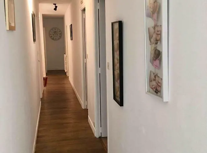 La Grande Maison De בית נופש *